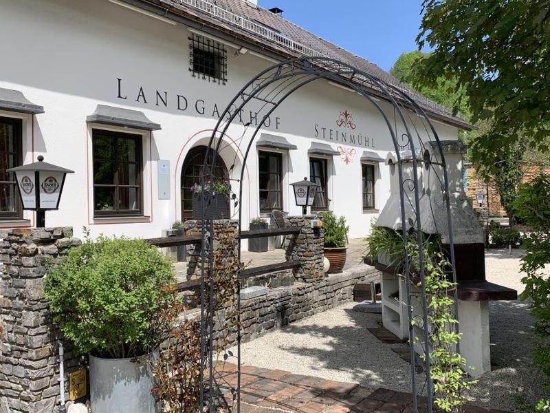 Landgasthof Steinmuehl Hofbauer Fruehstueckspension Und Campingplatz Waidhofen an der Ybbs Luaran gambar